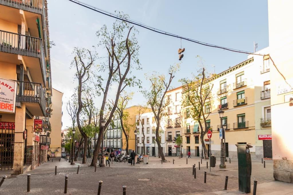Estudio Lavapies Cerca De Anton Martin Madrid Exterior foto