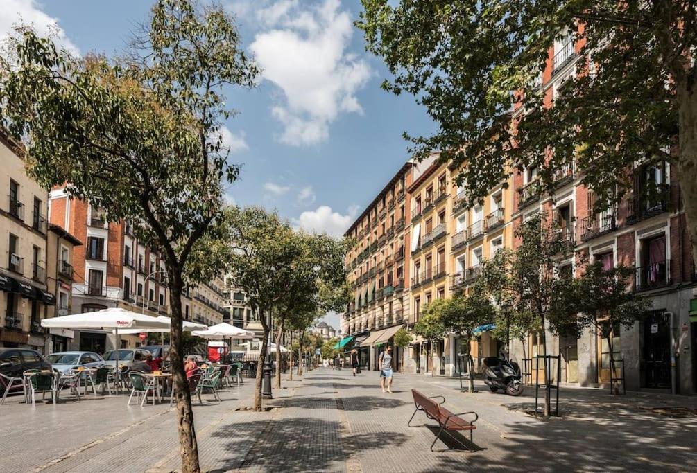 Estudio Lavapies Cerca De Anton Martin Madrid Exterior foto